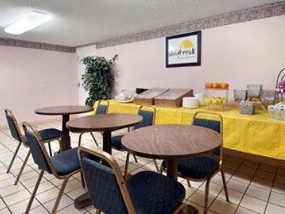 Motel 6-Tampa, Fl - Fairgrounds 